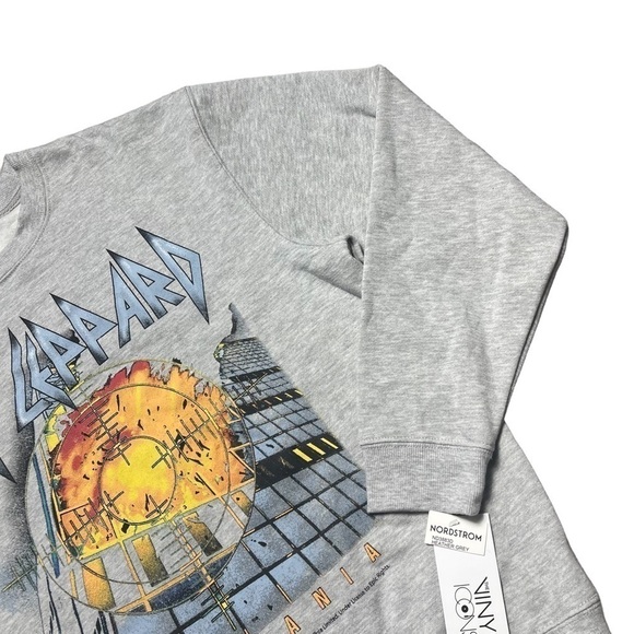 The Vinyl Icons “Def Leopard” Gray Crewneck Sweater S - Picture 4 of 9